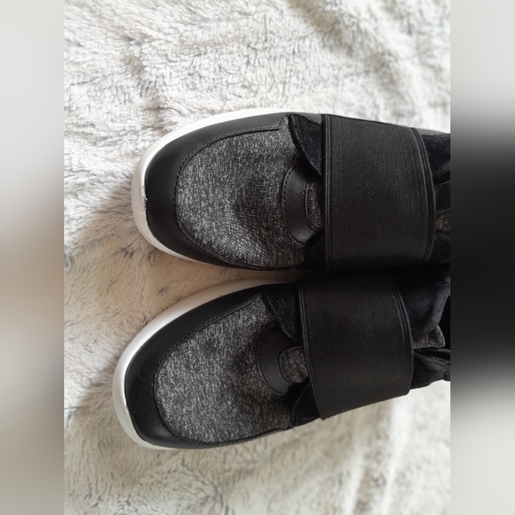 Cole Haan Gray Black Grand OS Ella Studio Lightweight Slip On Sneakers zise 10B - Picture 10 of 14